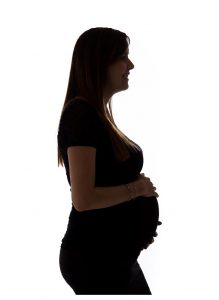 Zwangerschapsfotoshoot silhouet 2