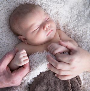 newborn fotoshoot aan huis