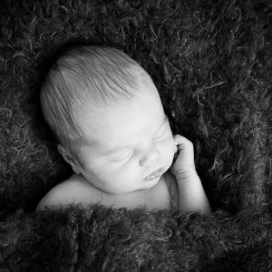 newborn shoot zwartwit