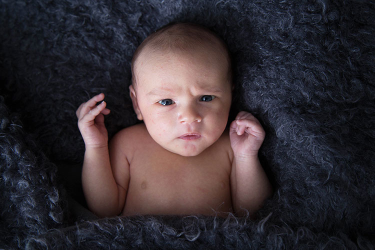 stoere newbornshoot