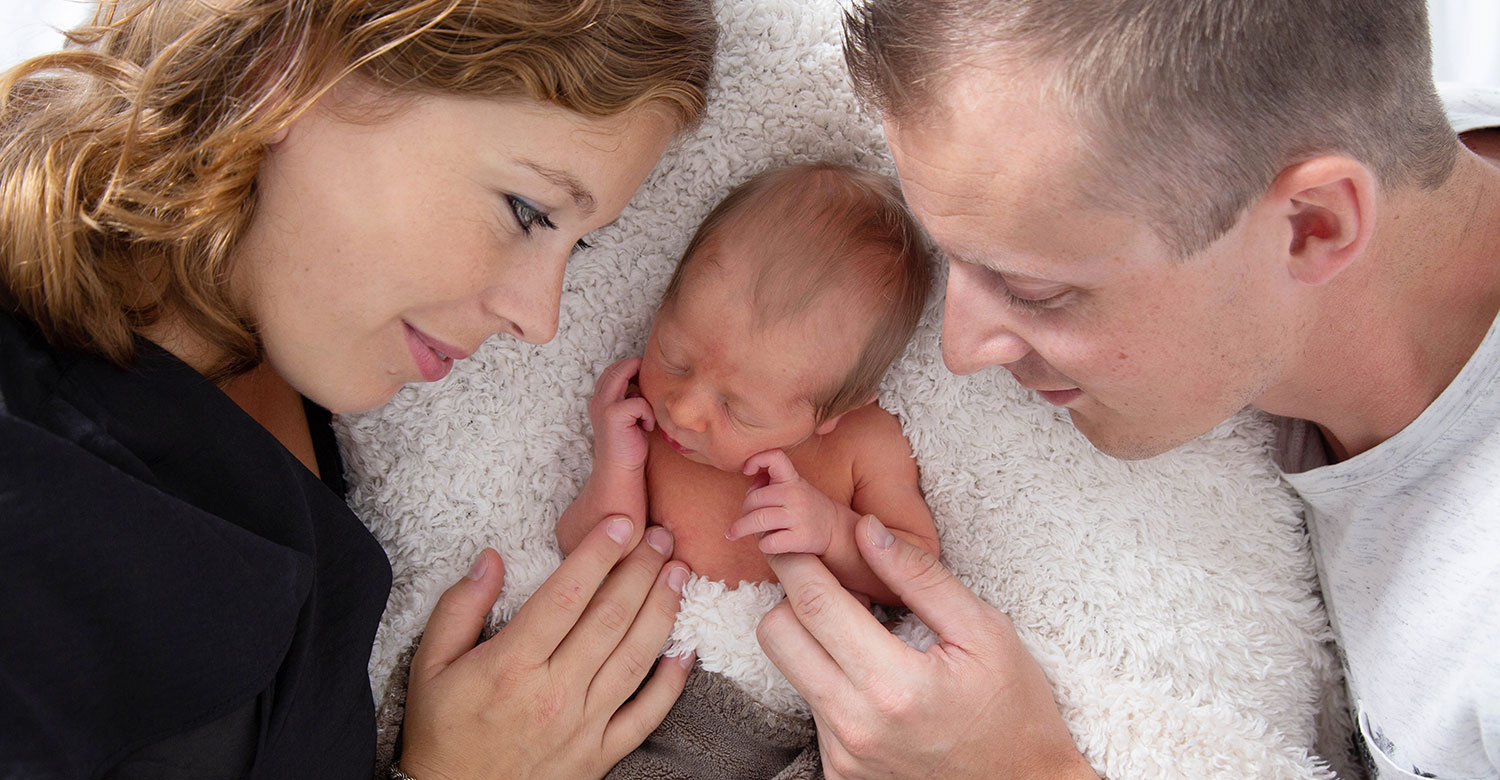 newbornfotoshoot met ouders