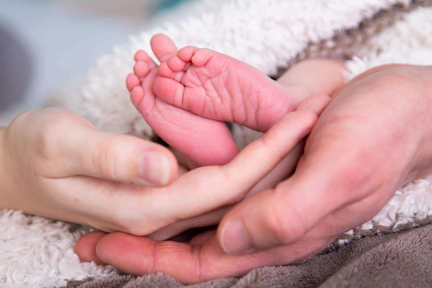 close up voetjes newborn