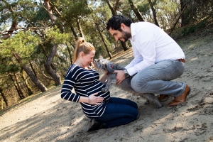 zwangerschapsshoot met hondjes