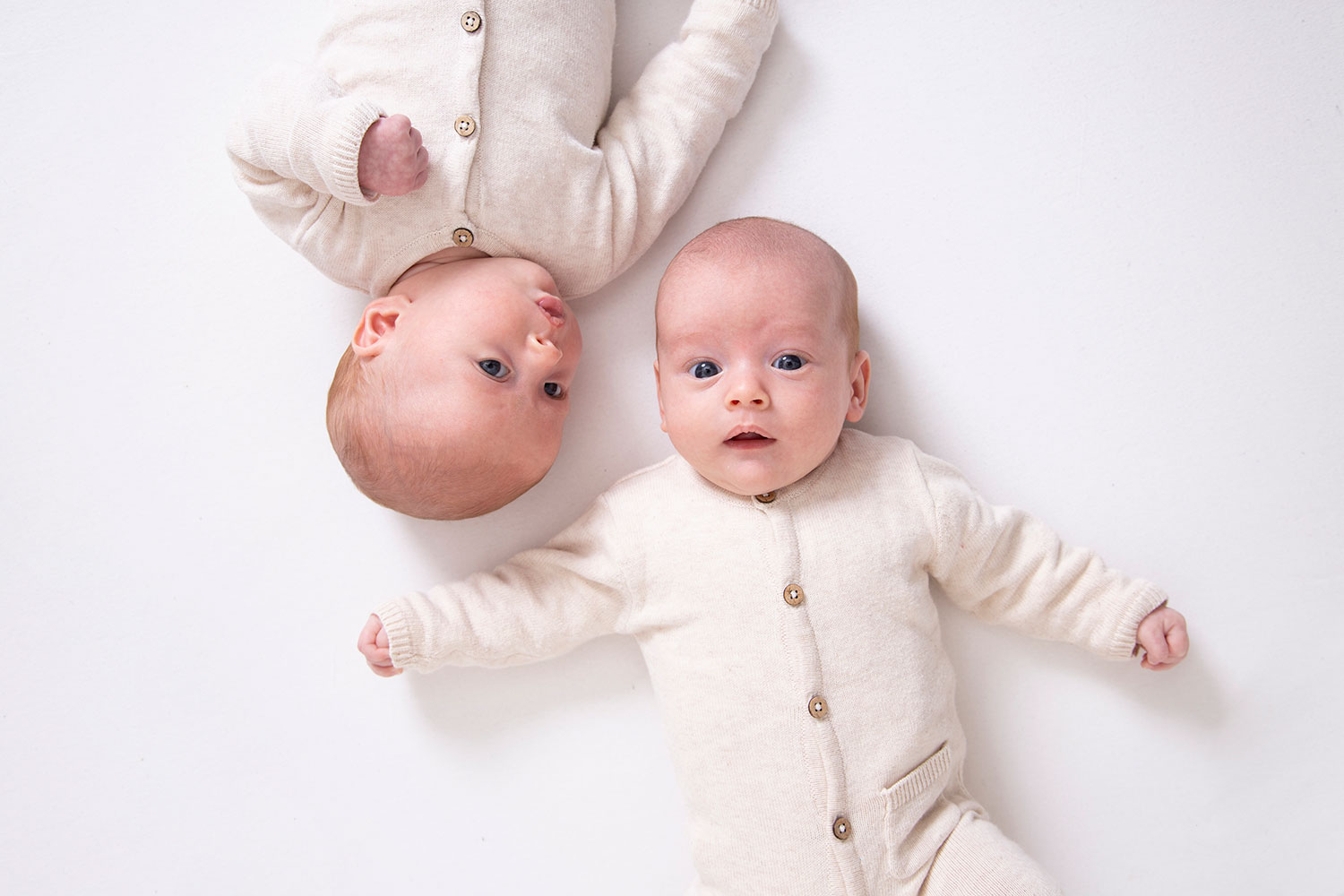 twee babys fotoshoot